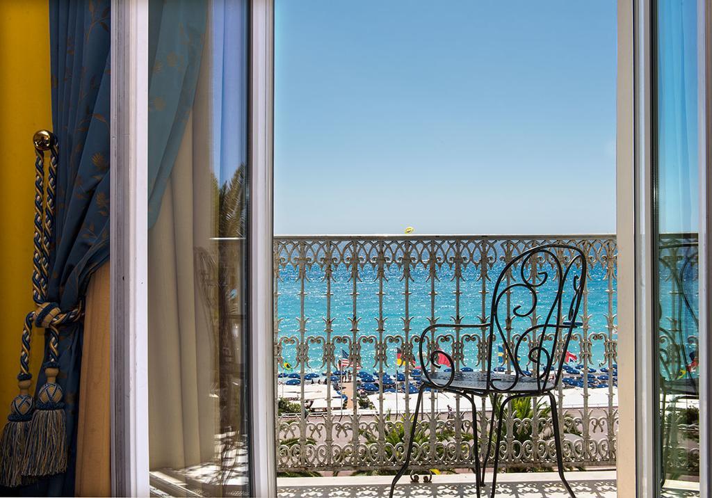 Quarto Superior com Vista Mar