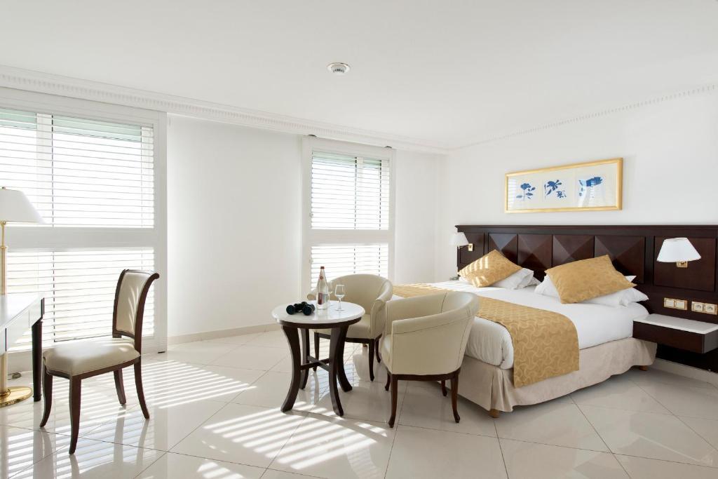 Quarto Deluxe com Vista Mar