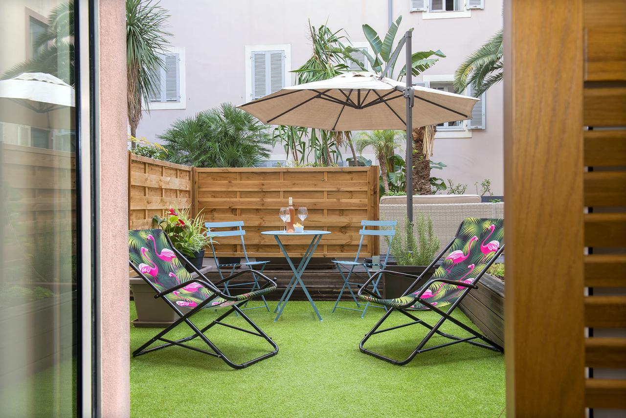 Deluxe Kamer met Terras