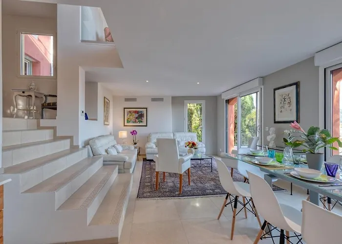 Villa Sur Les Hauteurs De Nice, Proche Centre